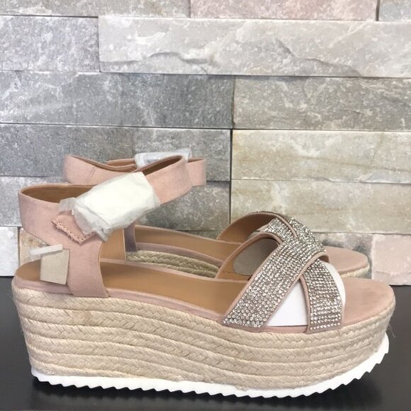 Material Girl Brinny Platform Espadrilles - Picture 2 of 9